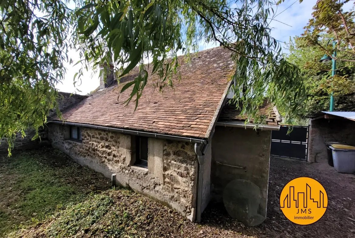 A Vendre Charmante Petite Maison à Le Montet – Opportunité d’Investissement ou Première Acquisition 