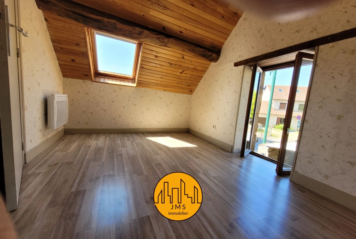 A Vendre Charmante Petite Maison à Le Montet – Opportunité d’Investissement ou Première Acquisition 