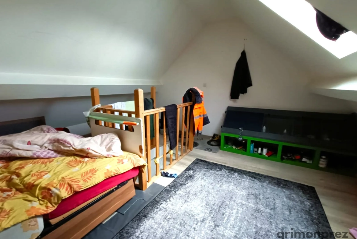 Maison d'investissement avec atelier loué à Roubaix dans le quartier de l'Hommelet 