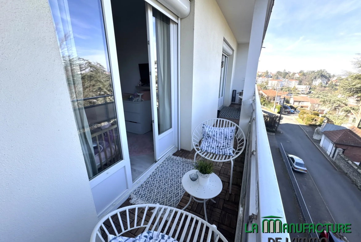 Appartement 3 pièces à Saint-Étienne Porte Rouge avec balcon et parking 