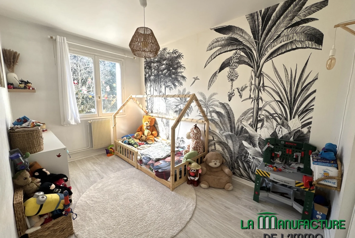 Appartement 3 pièces à Saint-Étienne Porte Rouge avec balcon et parking 