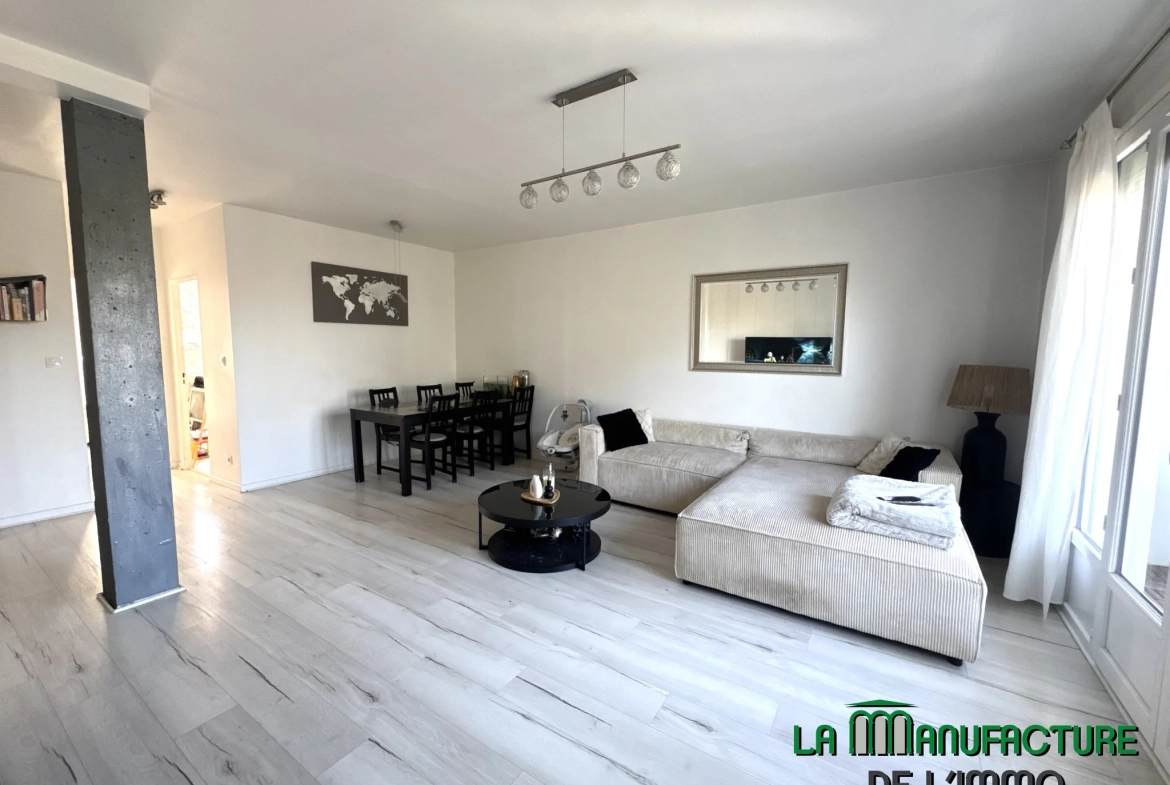 Appartement 3 pièces à Saint-Étienne Porte Rouge avec balcon et parking 