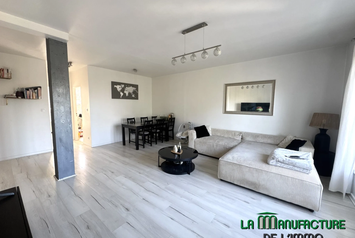 Appartement 3 pièces à Saint-Étienne Porte Rouge avec balcon et parking 