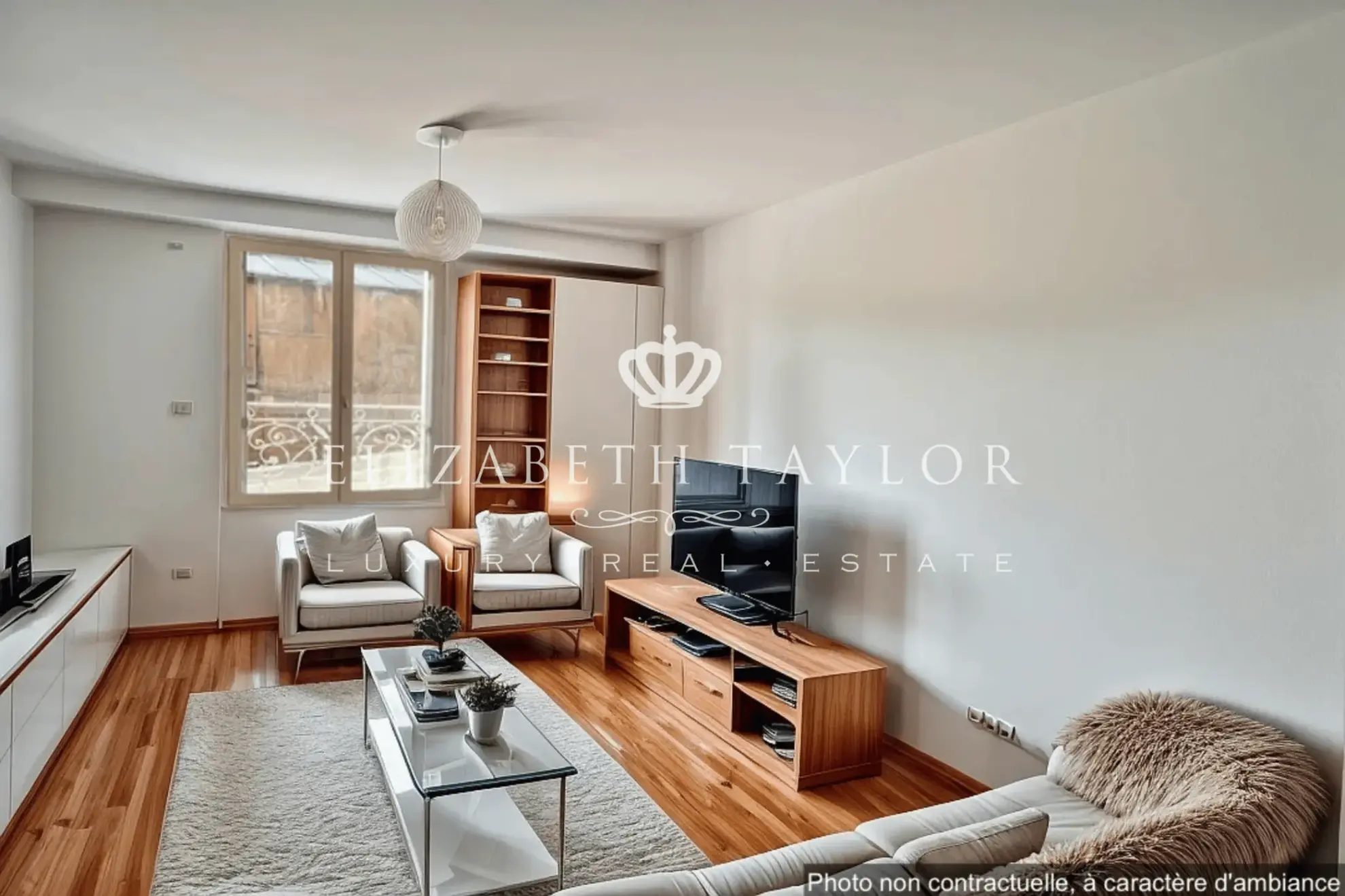 Studio en Centre-Ville de Saint-Germain-en-Laye à Vendre, proche RER et Commerces 