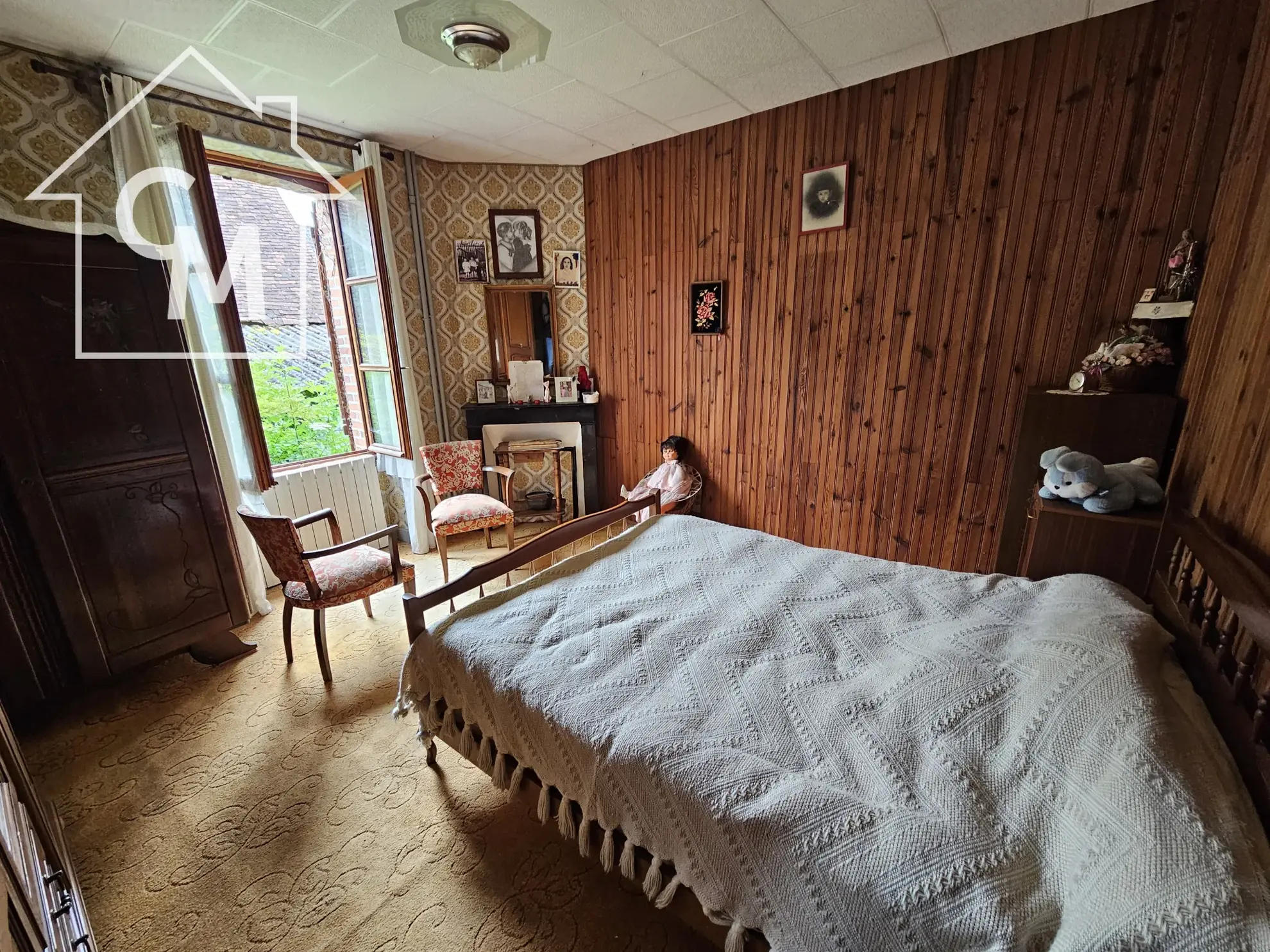 Maison à rénover de 153 m² au centre de Beaulieu avec dépendances 