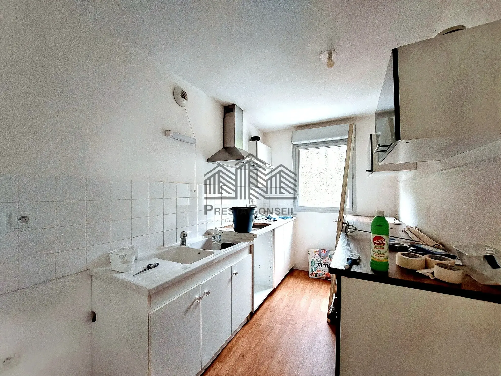 Appartement 3 pièces avec balcon à vendre à Elbeuf, résidence sécurisée 