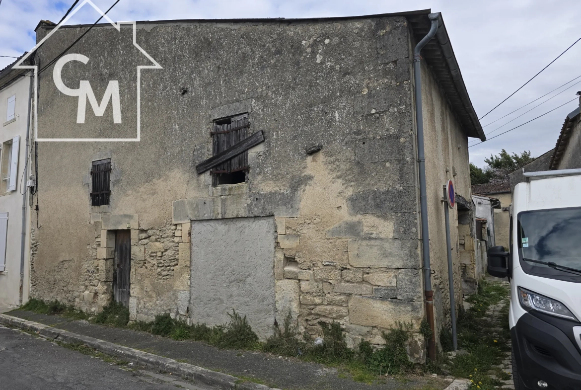 Maison à Cognac avec jardin, garage et 3 chambres – Quartier Saint Martin 