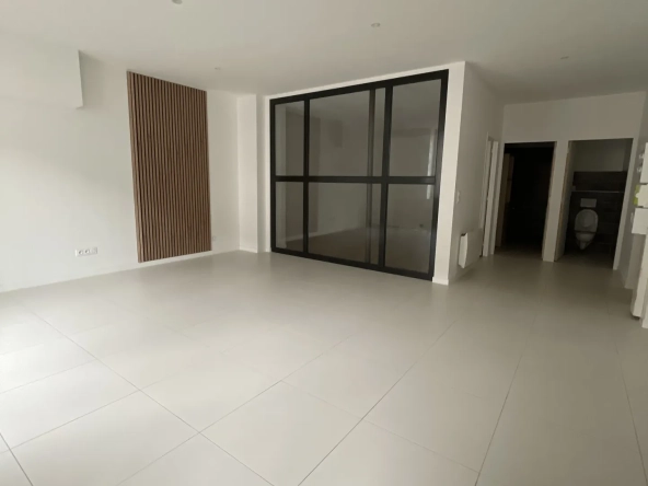 Appartement rénové de 70m² dans le Quartier La Terrasse à Saint-Étienne