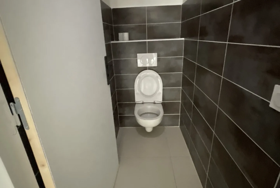 Appartement rénové de 70m² dans le Quartier La Terrasse à Saint-Étienne 