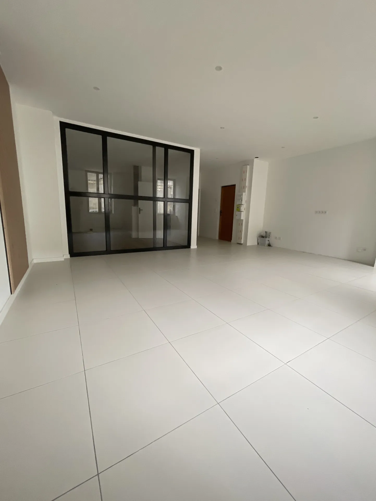 Appartement rénové de 70m² dans le Quartier La Terrasse à Saint-Étienne 