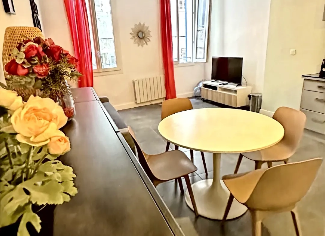 Appartement de 2 pièces à Marseille, idéal pour investissement locatif dans le Panier 