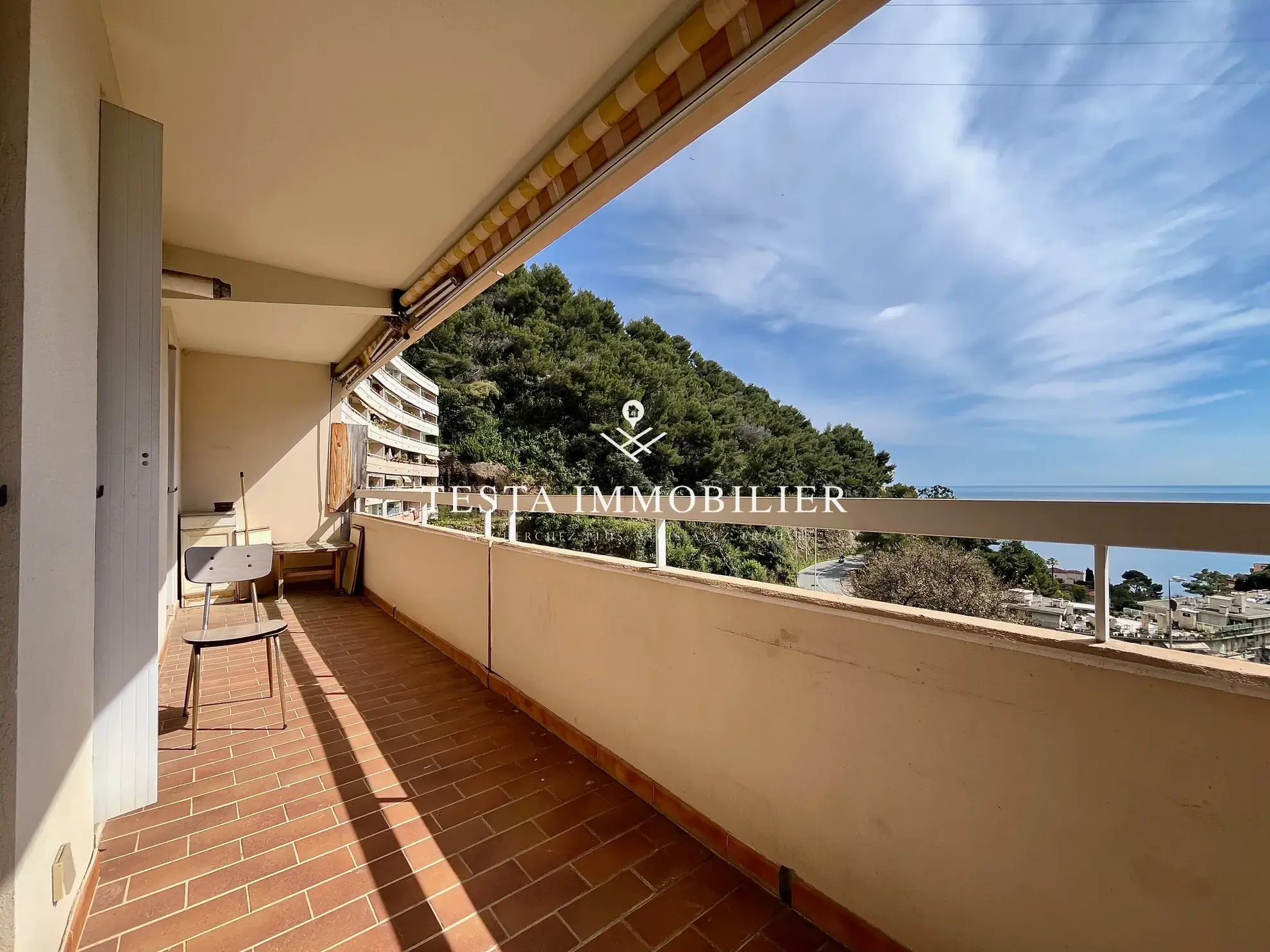 Grand appartement 2 pièces avec vue mer à Roquebrune-Cap-Martin 