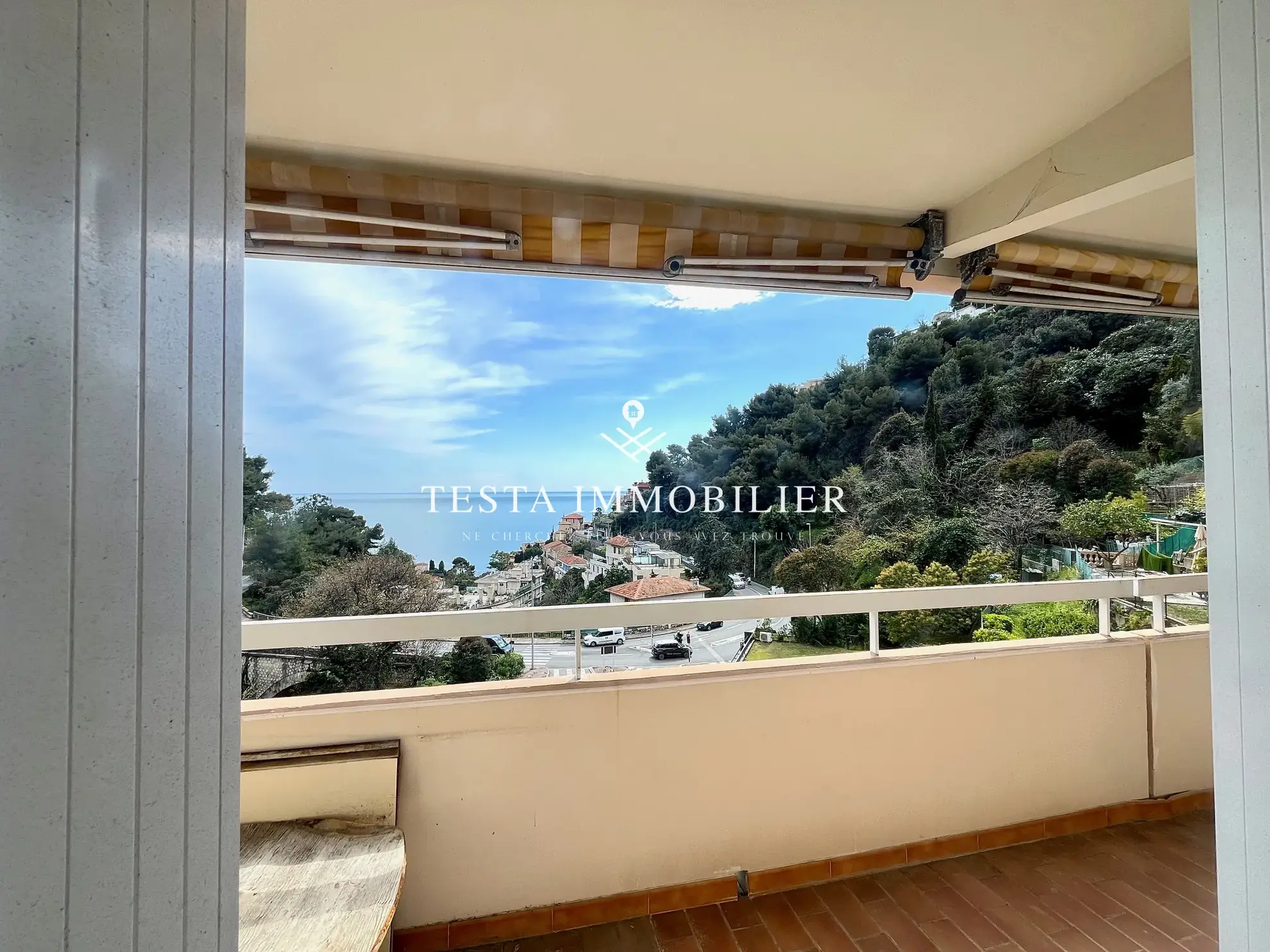 Grand appartement 2 pièces avec vue mer à Roquebrune-Cap-Martin 