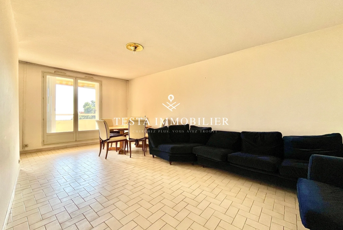 Grand appartement 2 pièces avec vue mer à Roquebrune-Cap-Martin 