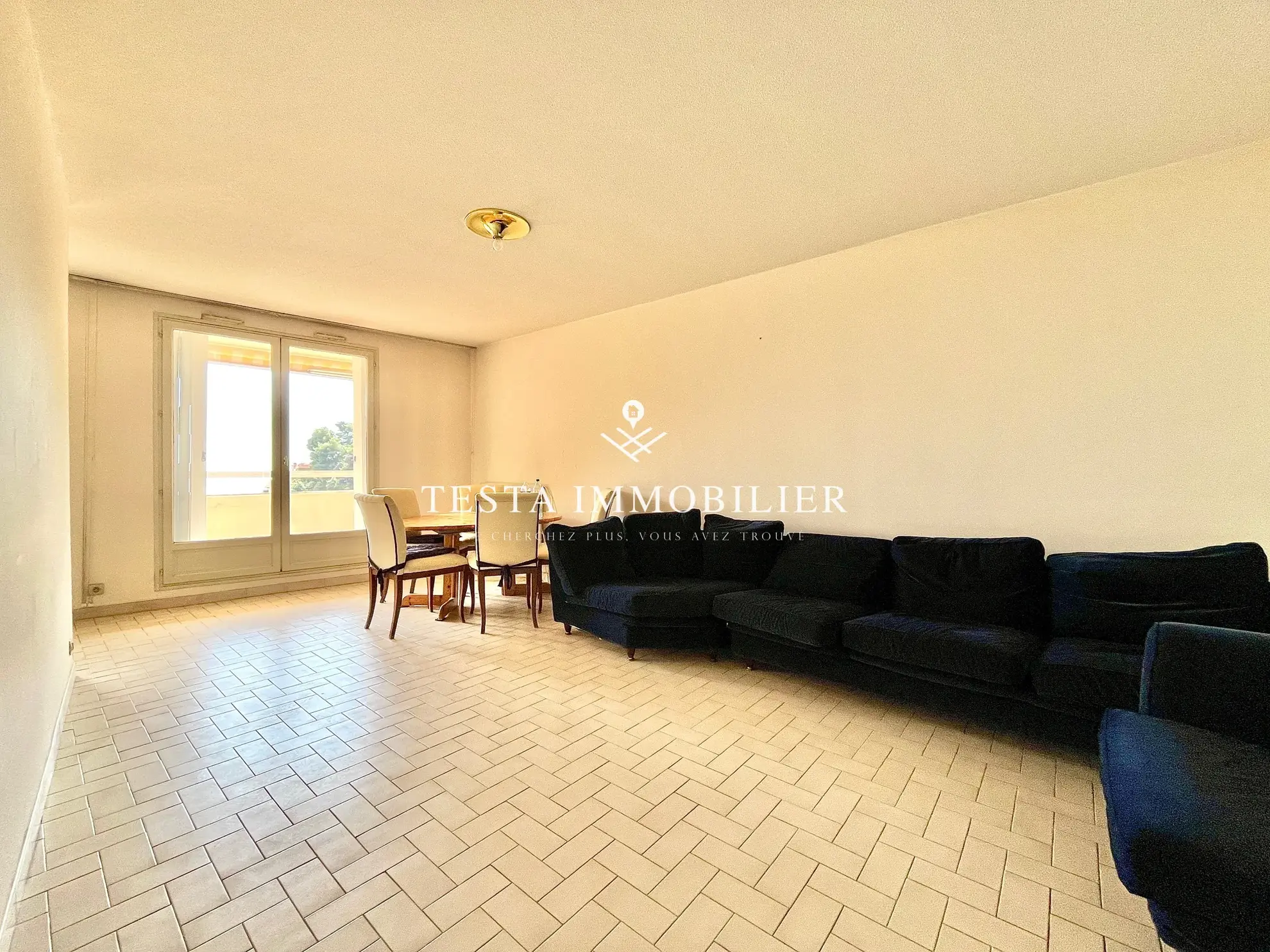 Grand appartement 2 pièces avec vue mer à Roquebrune-Cap-Martin 