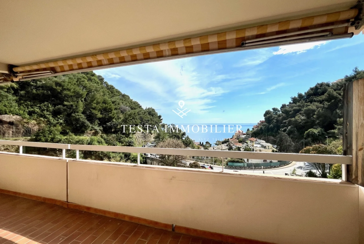 Grand appartement 2 pièces avec vue mer à Roquebrune-Cap-Martin 