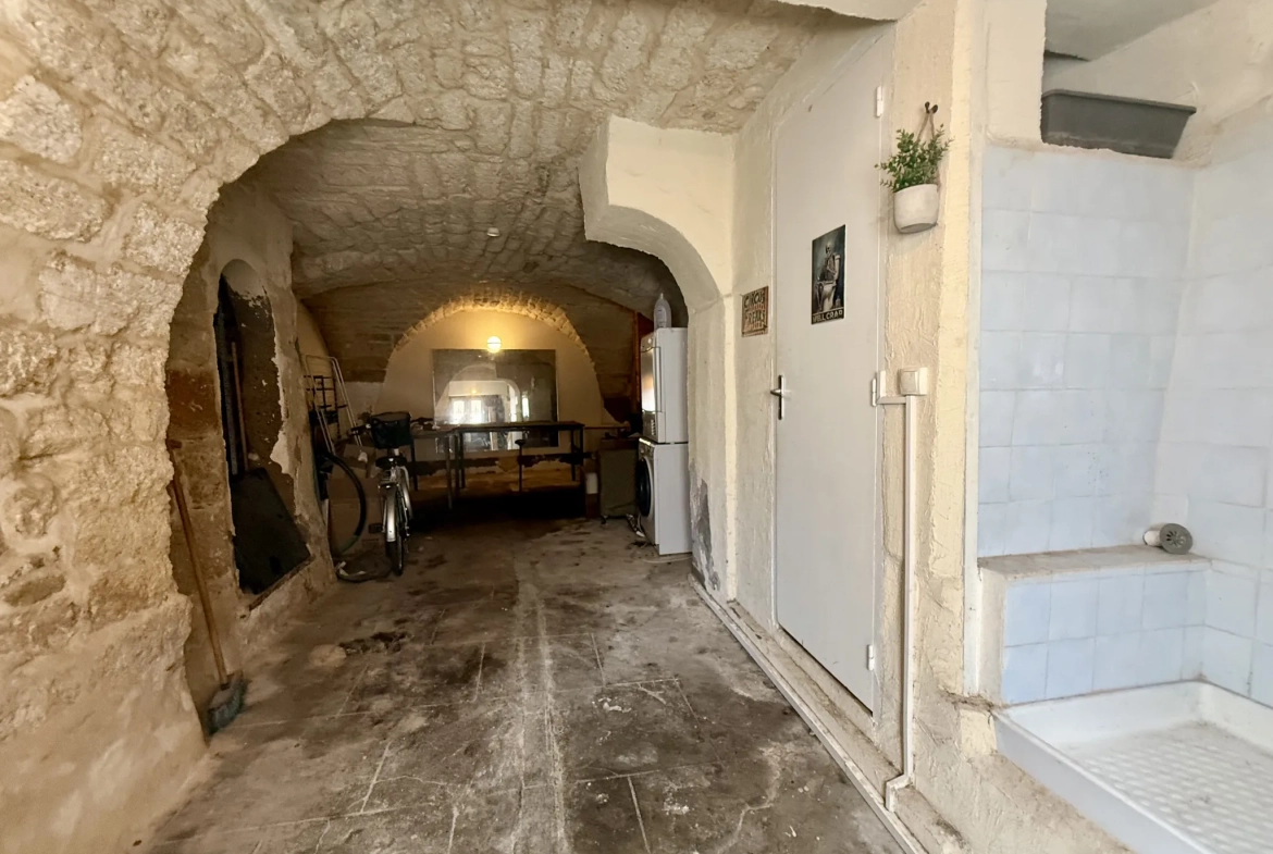 Charmante maison de village avec terrasse à Gigean au centre-ville 