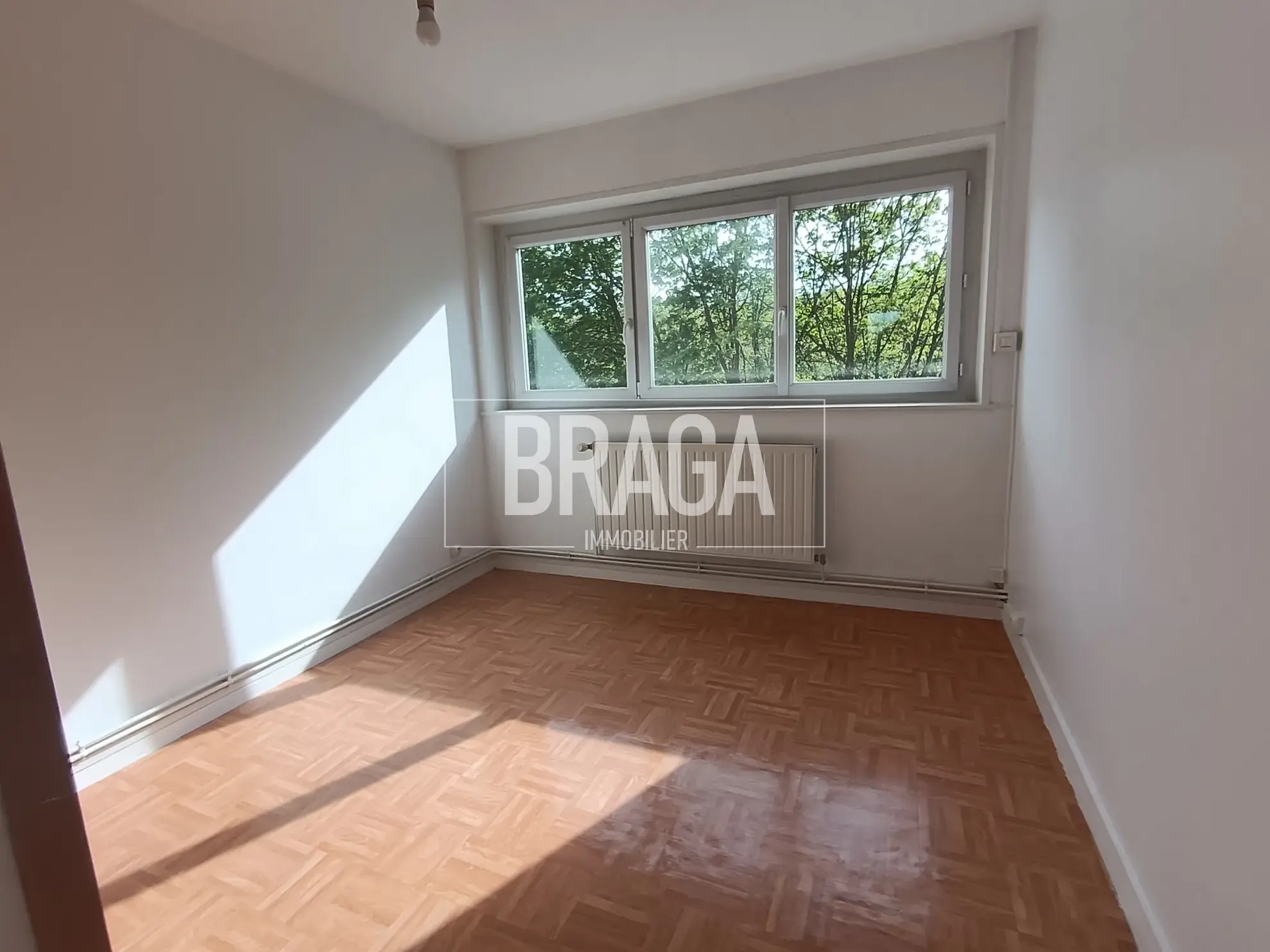 Appartement lumineux 3 chambres avec garage à Boulogne-sur-Mer 
