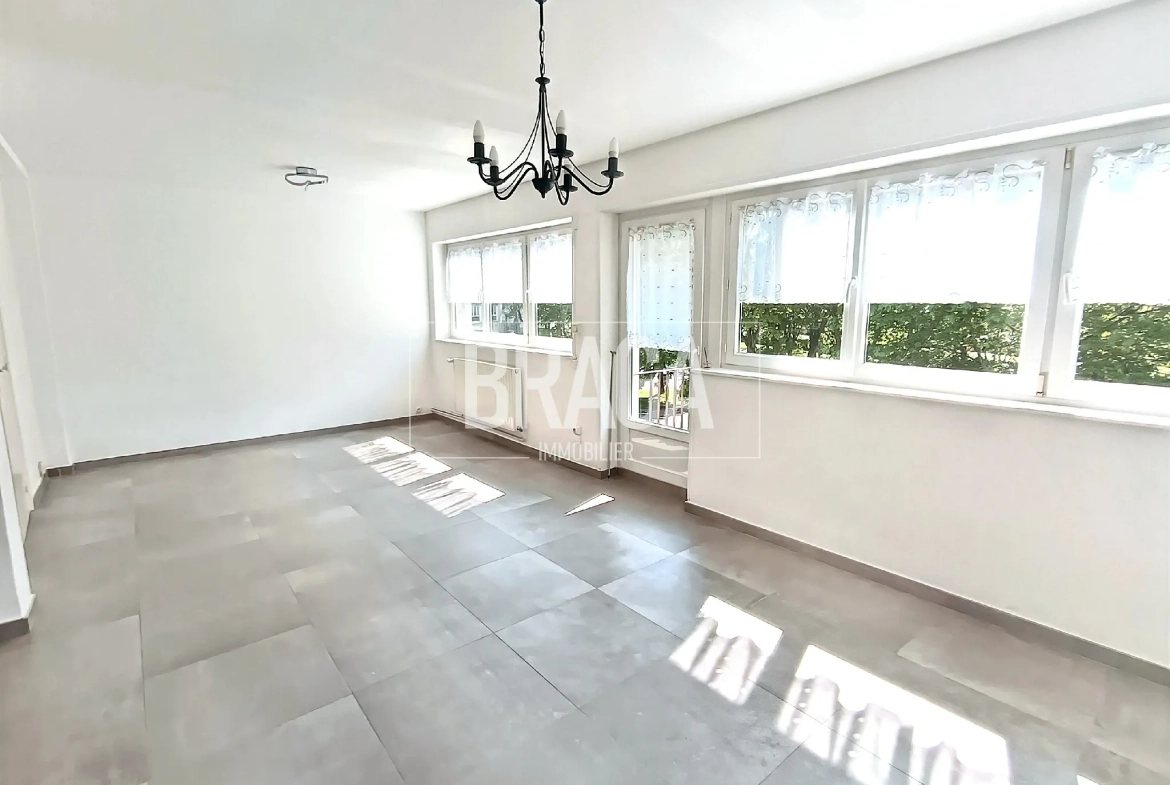 Appartement lumineux 3 chambres avec garage à Boulogne-sur-Mer 