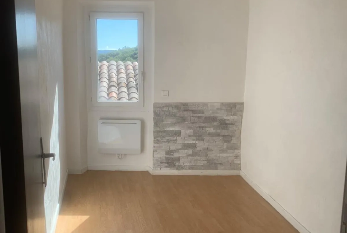 A vendre appartement 3 pièces lumineux à Auribeau-sur-Siagne 