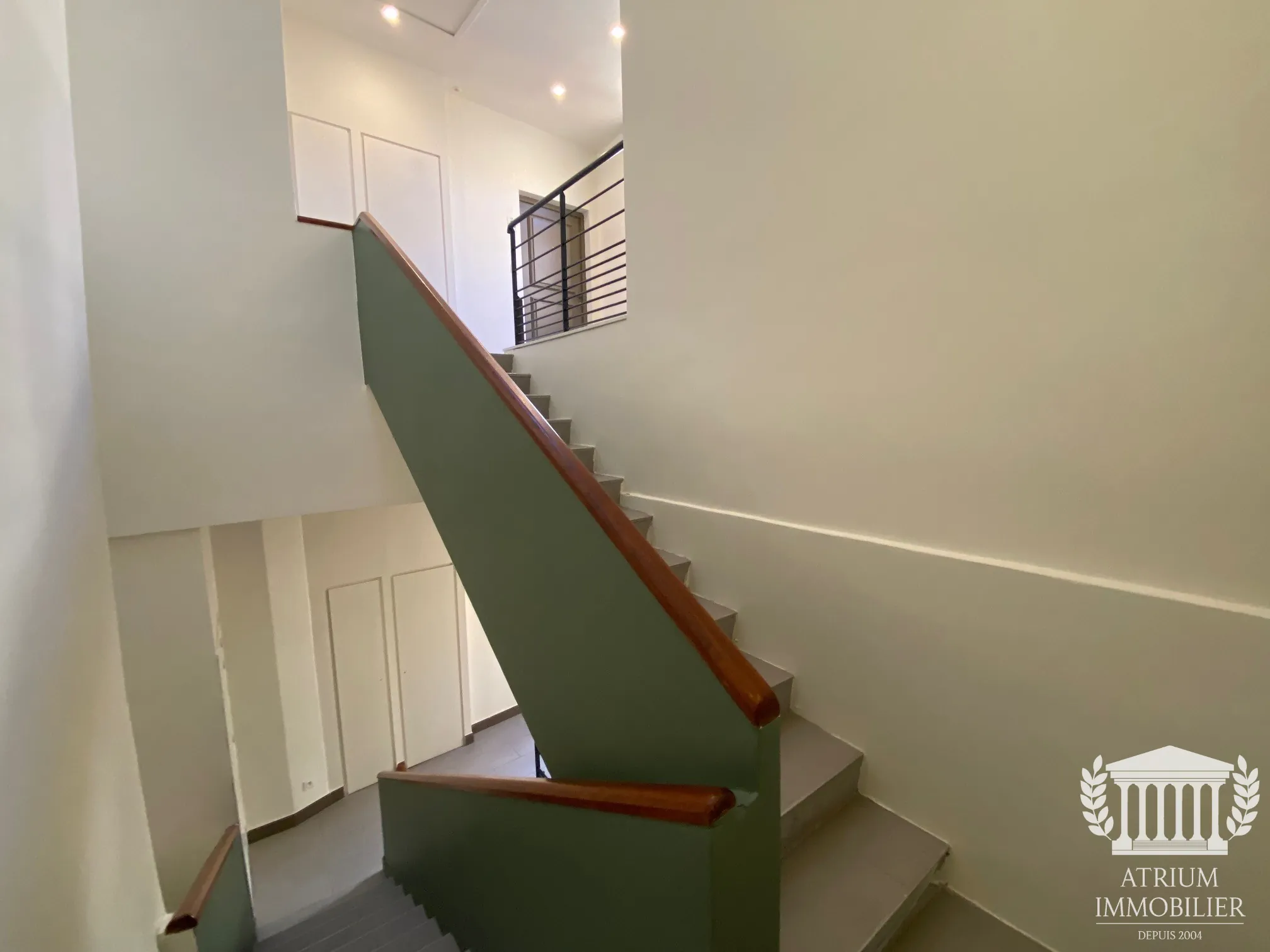 Appartement T3 76m² à Nîmes, secteur sauvegardé proche Maison Carrée 