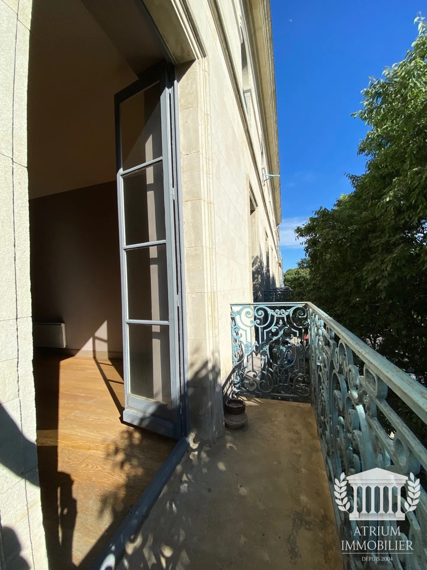 Appartement T3 76m² à Nîmes, secteur sauvegardé proche Maison Carrée 