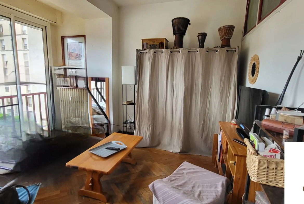 Appartement 2 pièces à vendre à Marseille 13002 – 42 m² avec cave près du Vieux-Port 