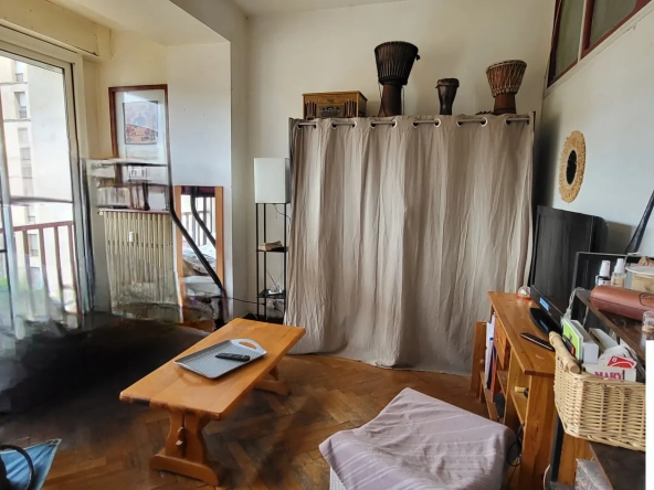 Appartement 2 pièces à vendre à Marseille 13002 – 42 m² avec cave près du Vieux-Port