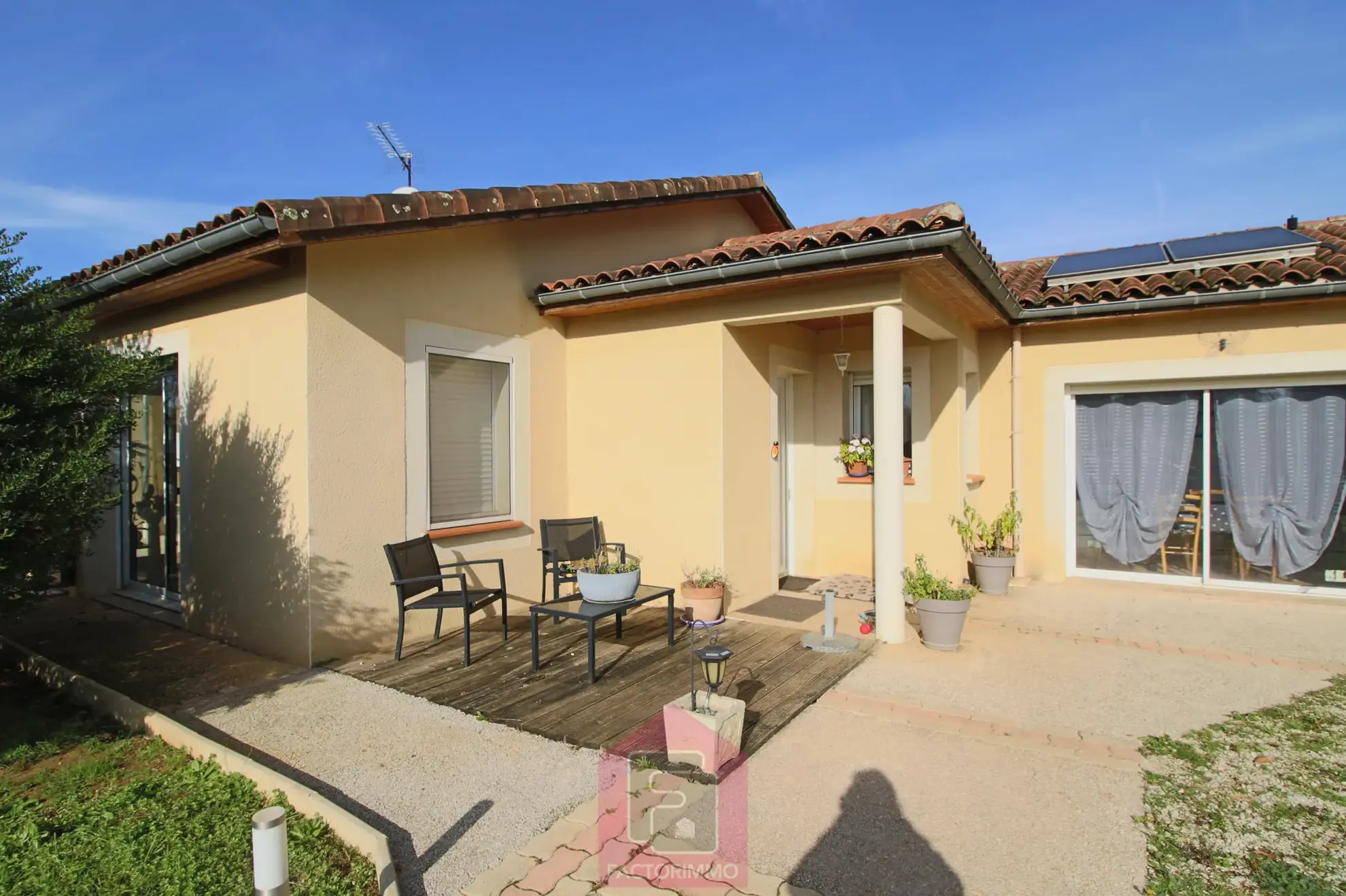 Maison avec piscine chauffée près de Puy l'Evêque - 147 m², jardin et garage 