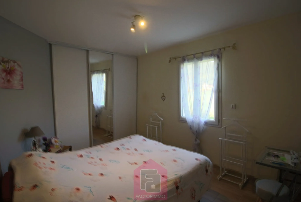 Maison avec piscine chauffée près de Puy l'Evêque - 147 m², jardin et garage 