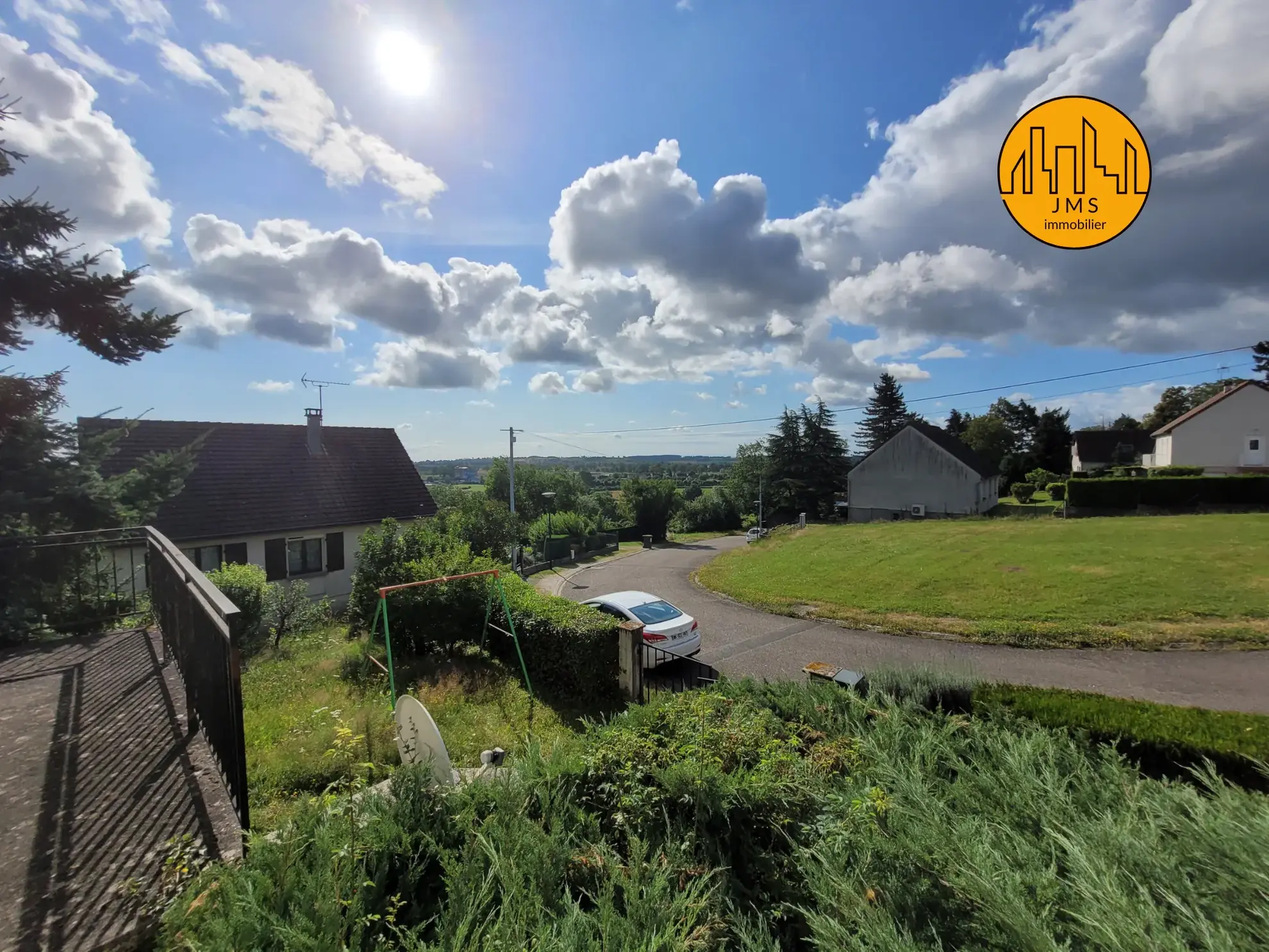 Maison familiale avec jardin à Tronget - 90 m², 3 chambres, terrain de 675 m² 