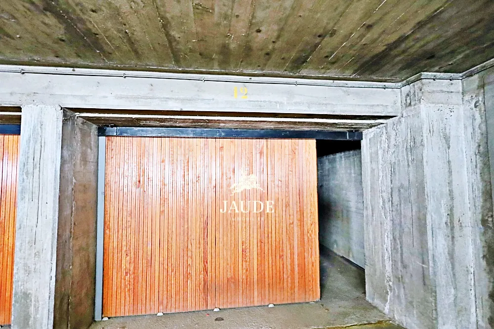 Appartement T5 de 98 m² avec balcon et garage à Chamalieres - Secteur calme 