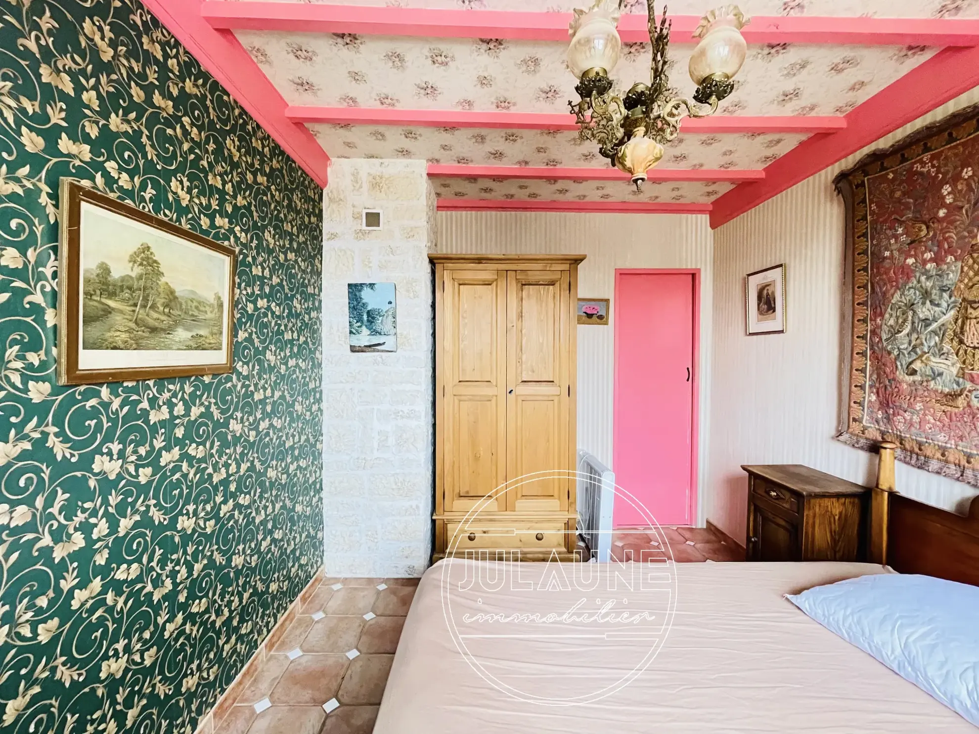 Maison familiale à Isle avec 4 chambres, véranda chauffée et jardin oasis 