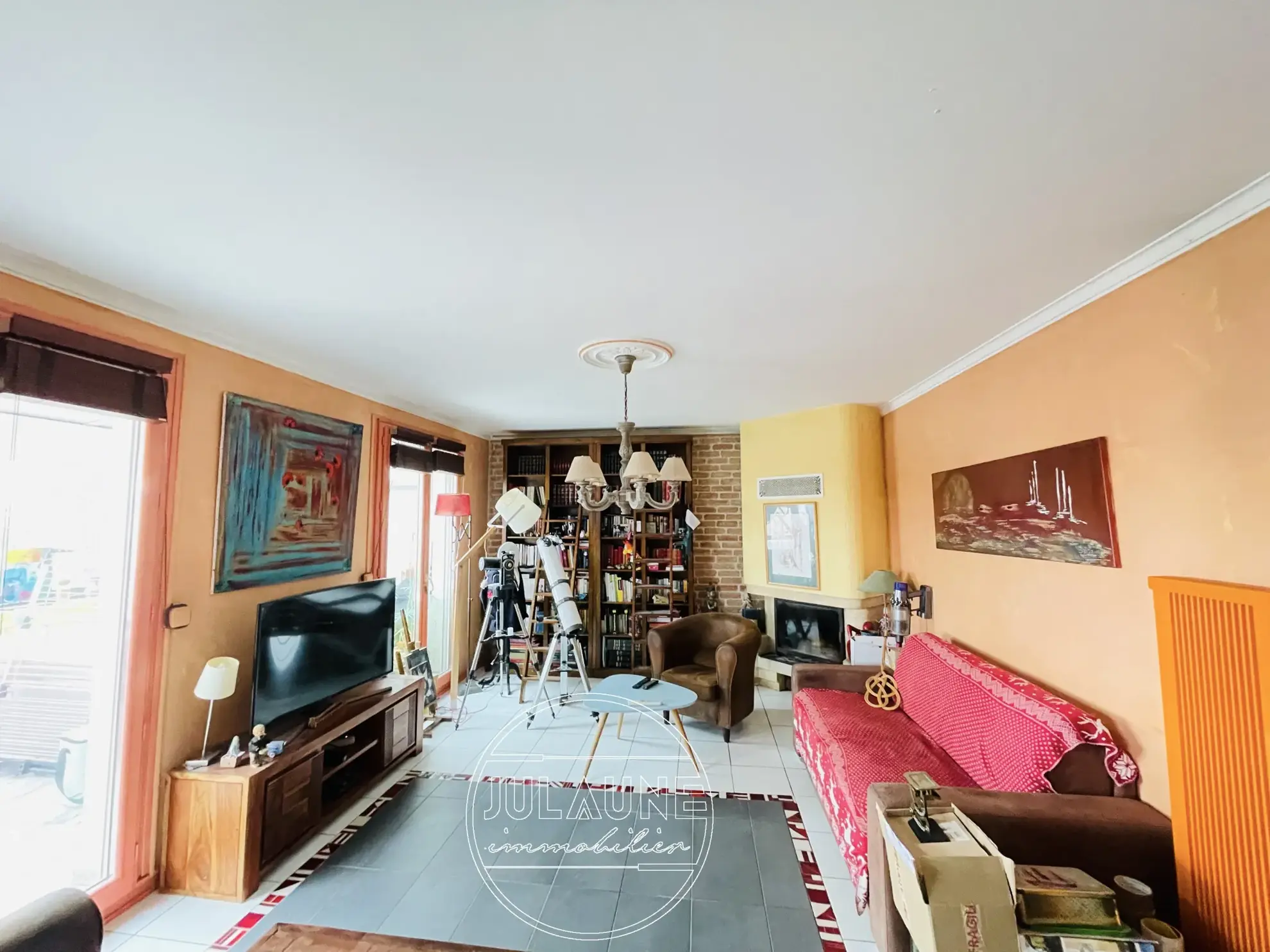 Maison familiale à Isle avec 4 chambres, véranda chauffée et jardin oasis 