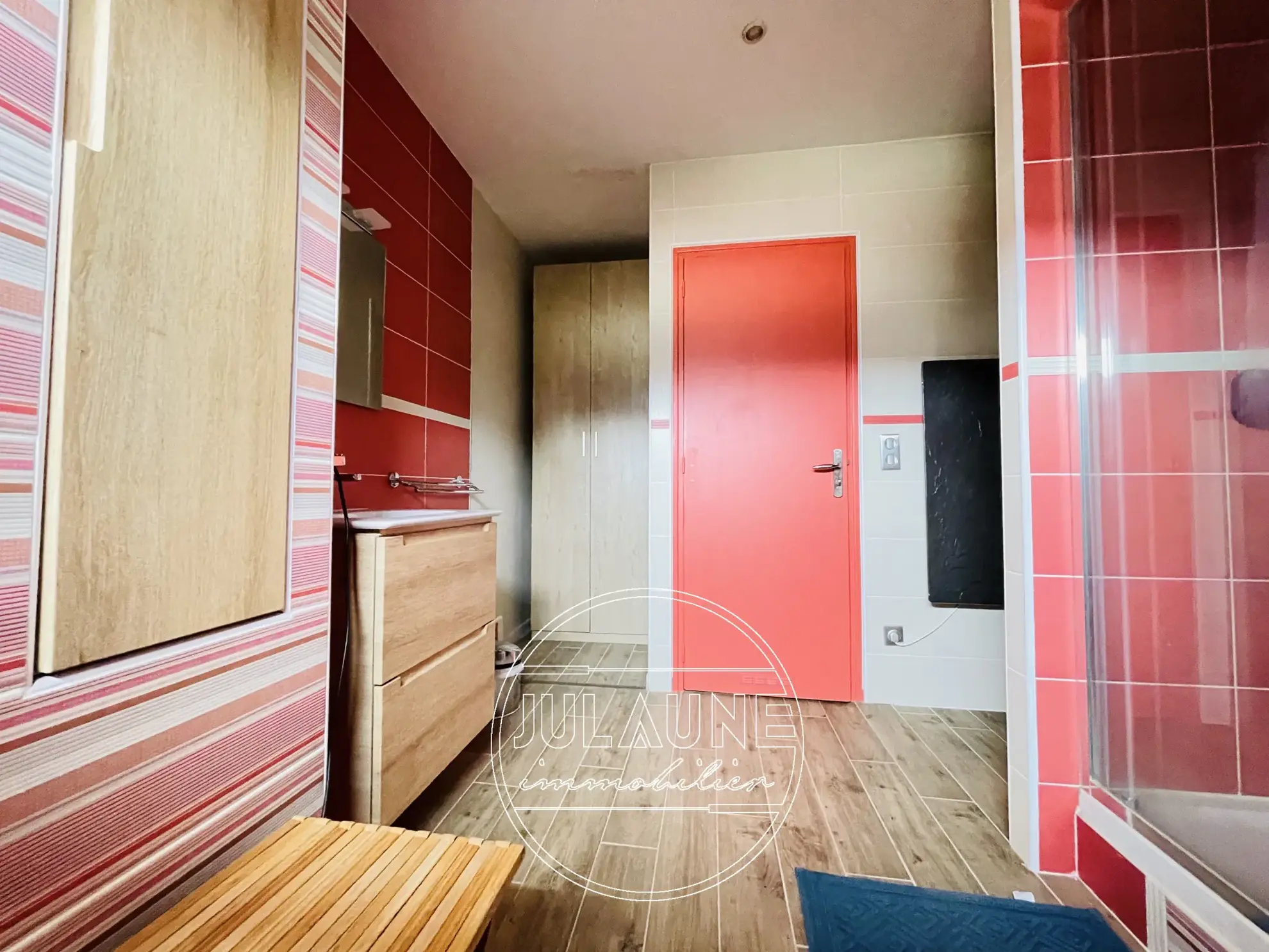 Maison familiale à Isle avec 4 chambres, véranda chauffée et jardin oasis 