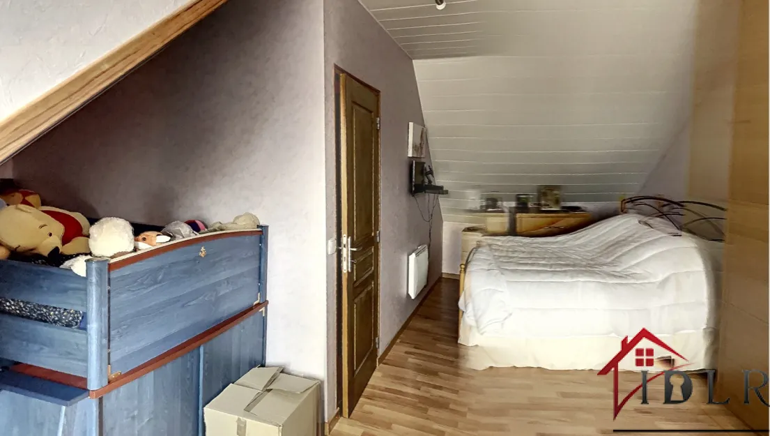 Magnifique maison de plain-pied à Chalindrey avec véranda et terrain clos 