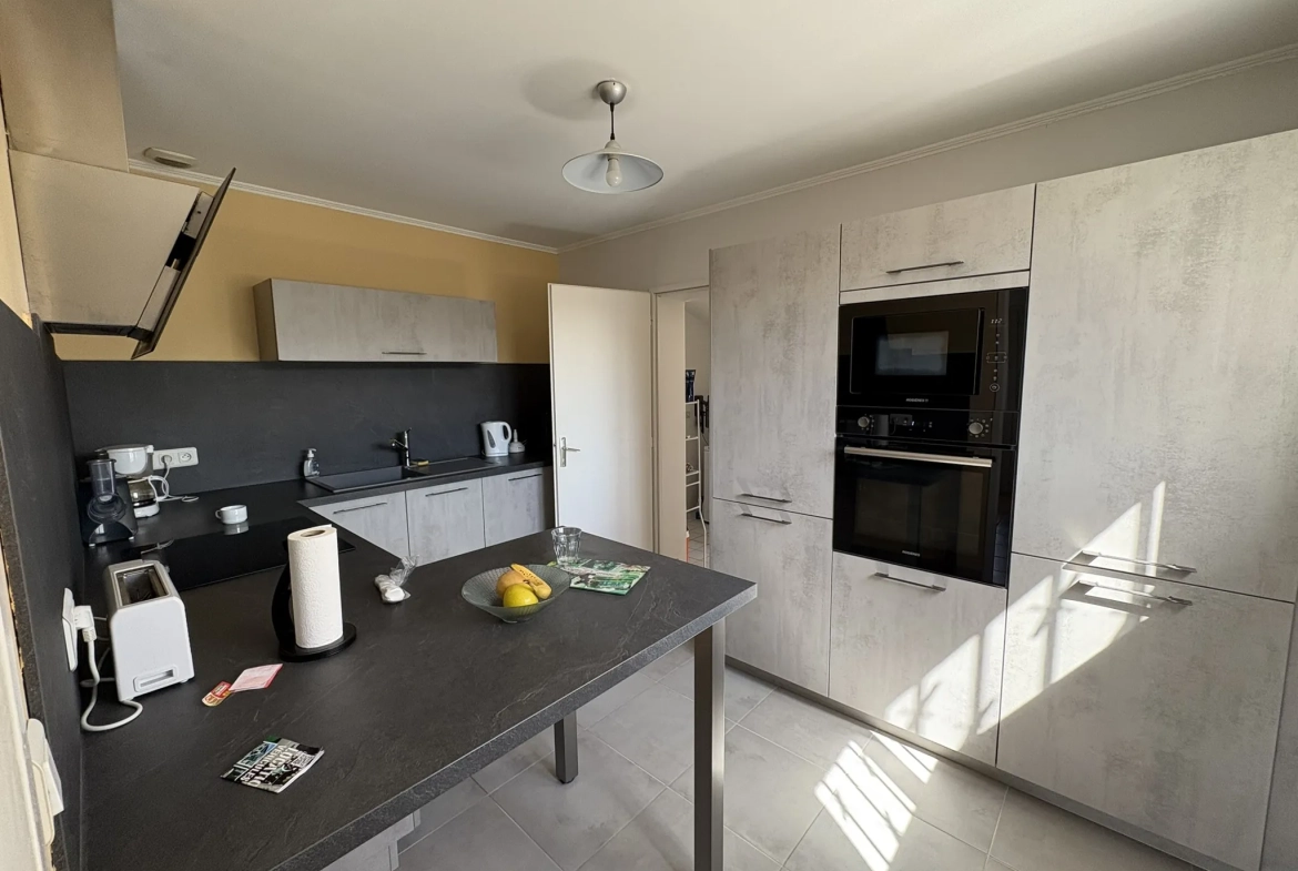 Belle maison 4 chambres à Boe – Plain-pied, jardin et économies d’énergie 