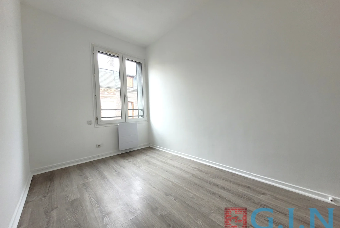 Appartement T5 de 111 m² à Fecamp, proche de la plage, avec parking 