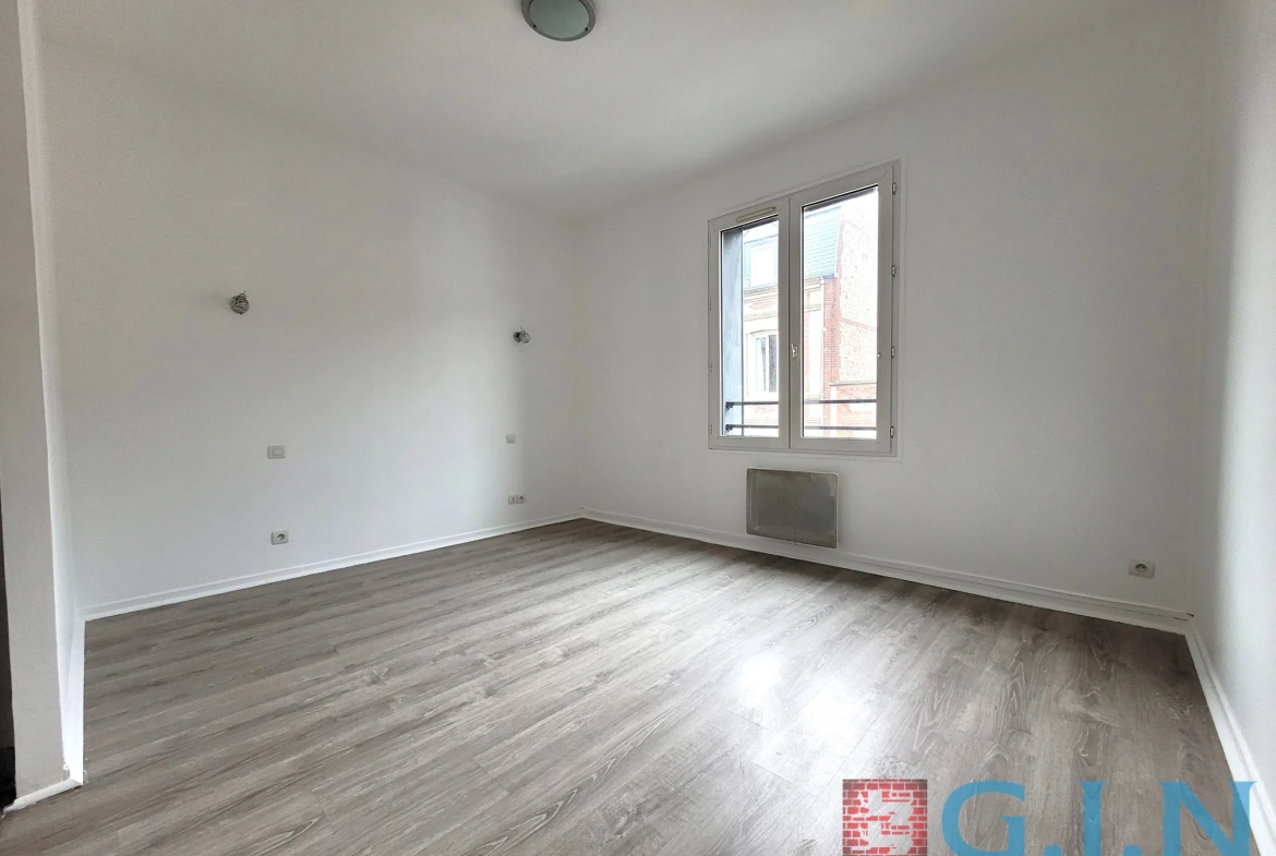 Appartement T5 de 111 m² à Fecamp, proche de la plage, avec parking 