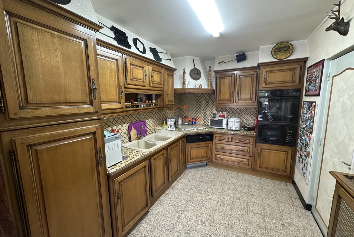 Maison à vendre à Bellaing avec jardin, dépendance et 3 chambres 