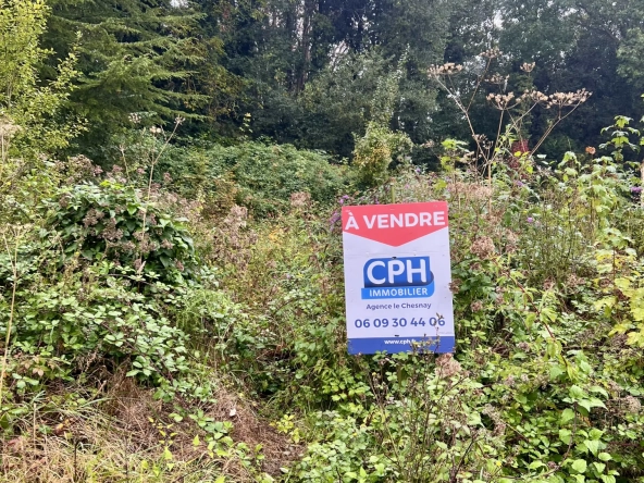 Terrain constructible à Hardricourt avec vue sur Vexin et permis validé