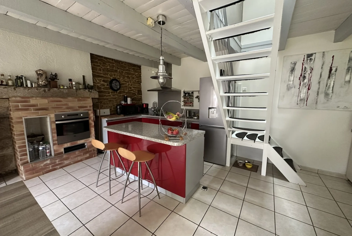 Charmante longère en pierre à Camors, proche de la forêt, 90 m² habitables avec potentiel d'extension 