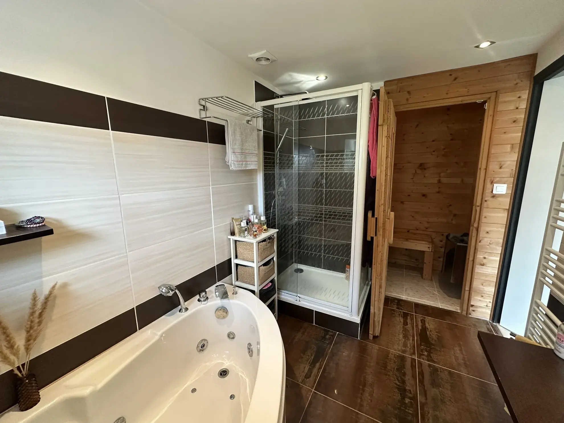 Charmante longère en pierre à Camors, proche de la forêt, 90 m² habitables avec potentiel d'extension 