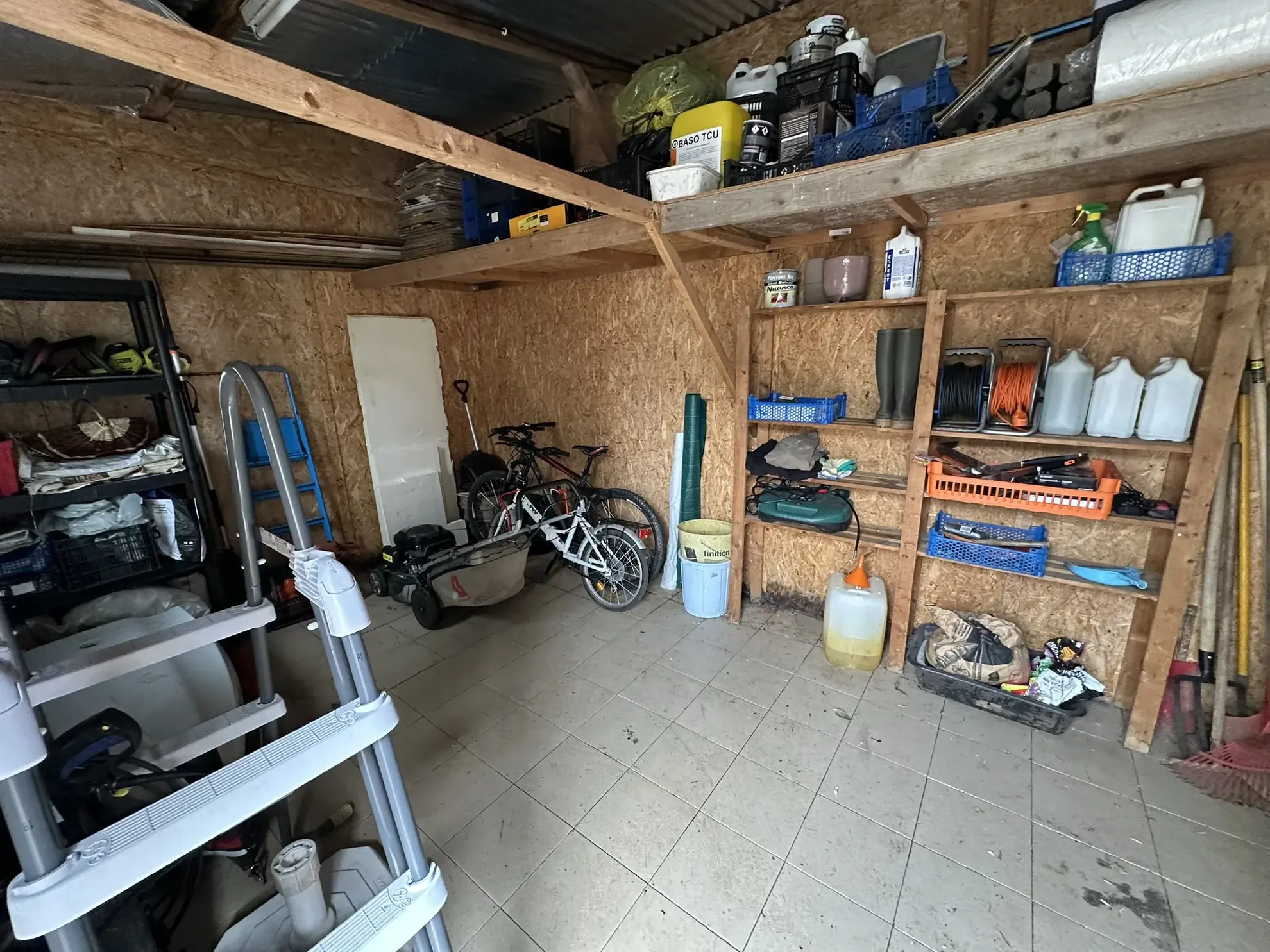 Charmante longère en pierre à Camors, proche de la forêt, 90 m² habitables avec potentiel d'extension 