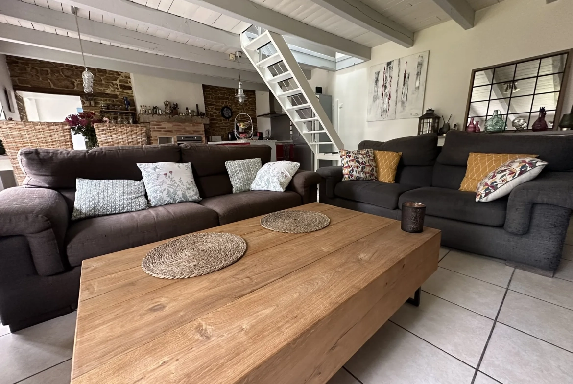 Charmante longère en pierre à Camors, proche de la forêt, 90 m² habitables avec potentiel d'extension 