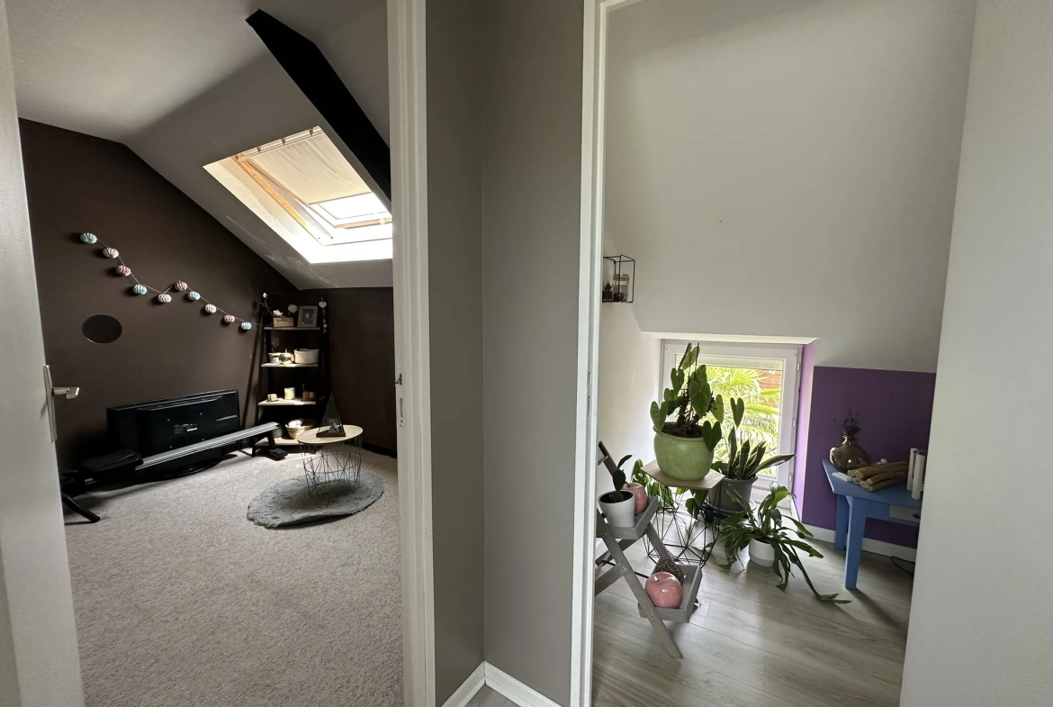 Charmante longère en pierre à Camors, proche de la forêt, 90 m² habitables avec potentiel d'extension 