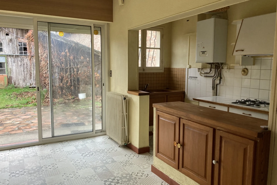 Maison de 210 m² avec dépendances à Captieux, potentiel élevé 