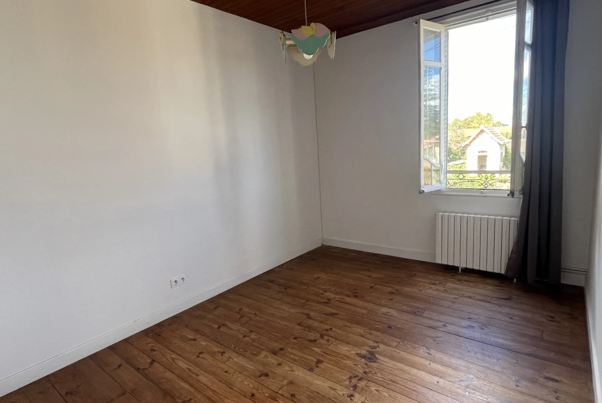 Maison de 210 m² avec dépendances à Captieux, potentiel élevé 