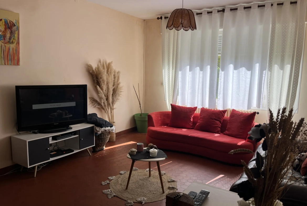 Maison de 210 m² avec dépendances à Captieux, potentiel élevé 