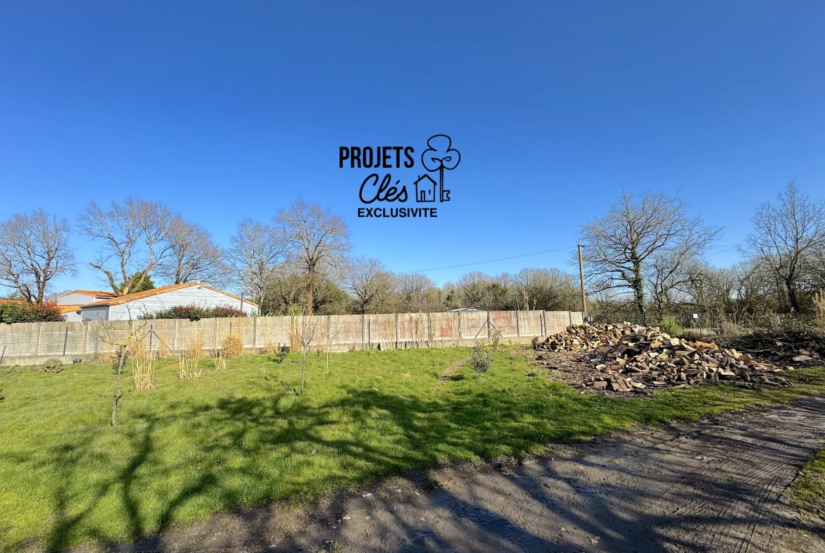 Terrain de 771 m² à Grosbreuil, Opportunité à Saisir – Non viabilisé et hors lotissement 